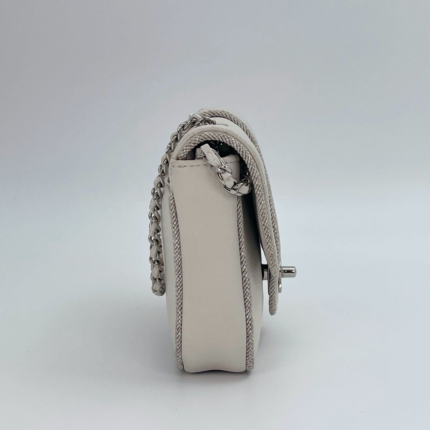 Chanel Matelassé Chain Shoulder Bag[Used]