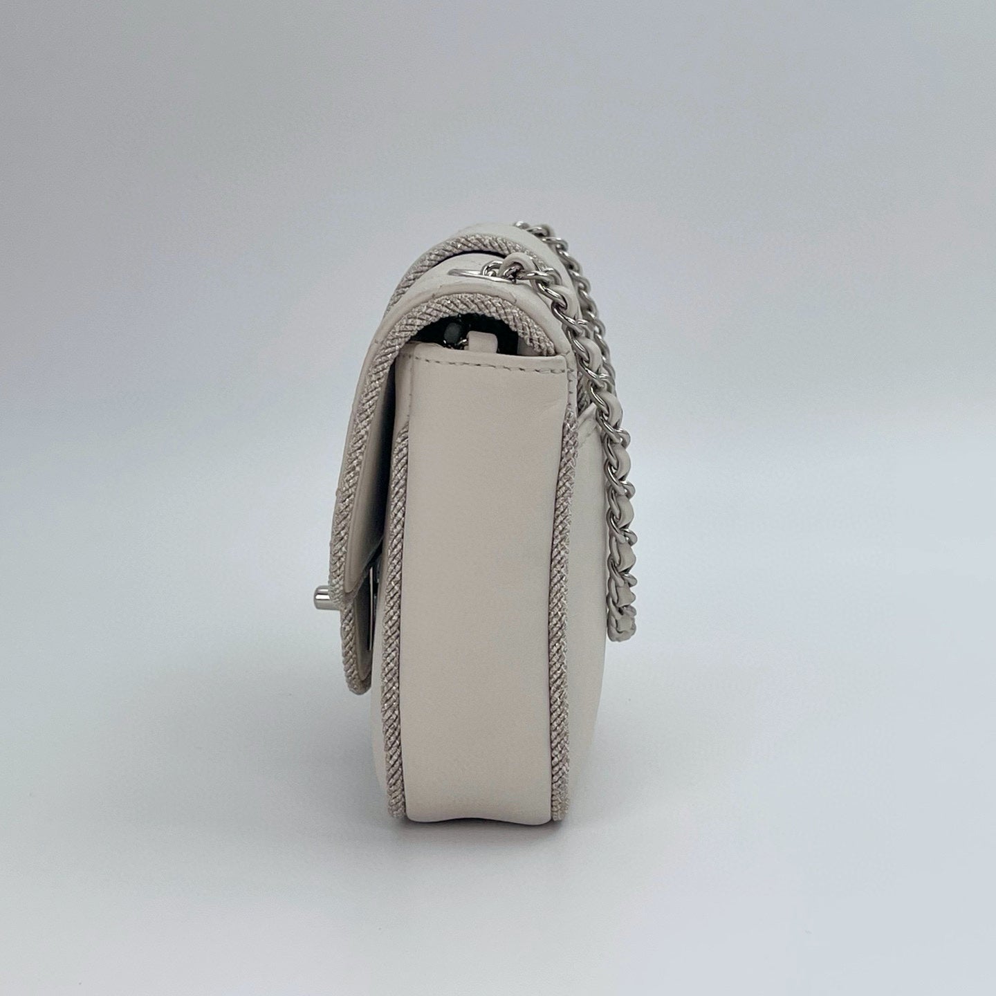 Chanel Matelassé Chain Shoulder Bag[Used]