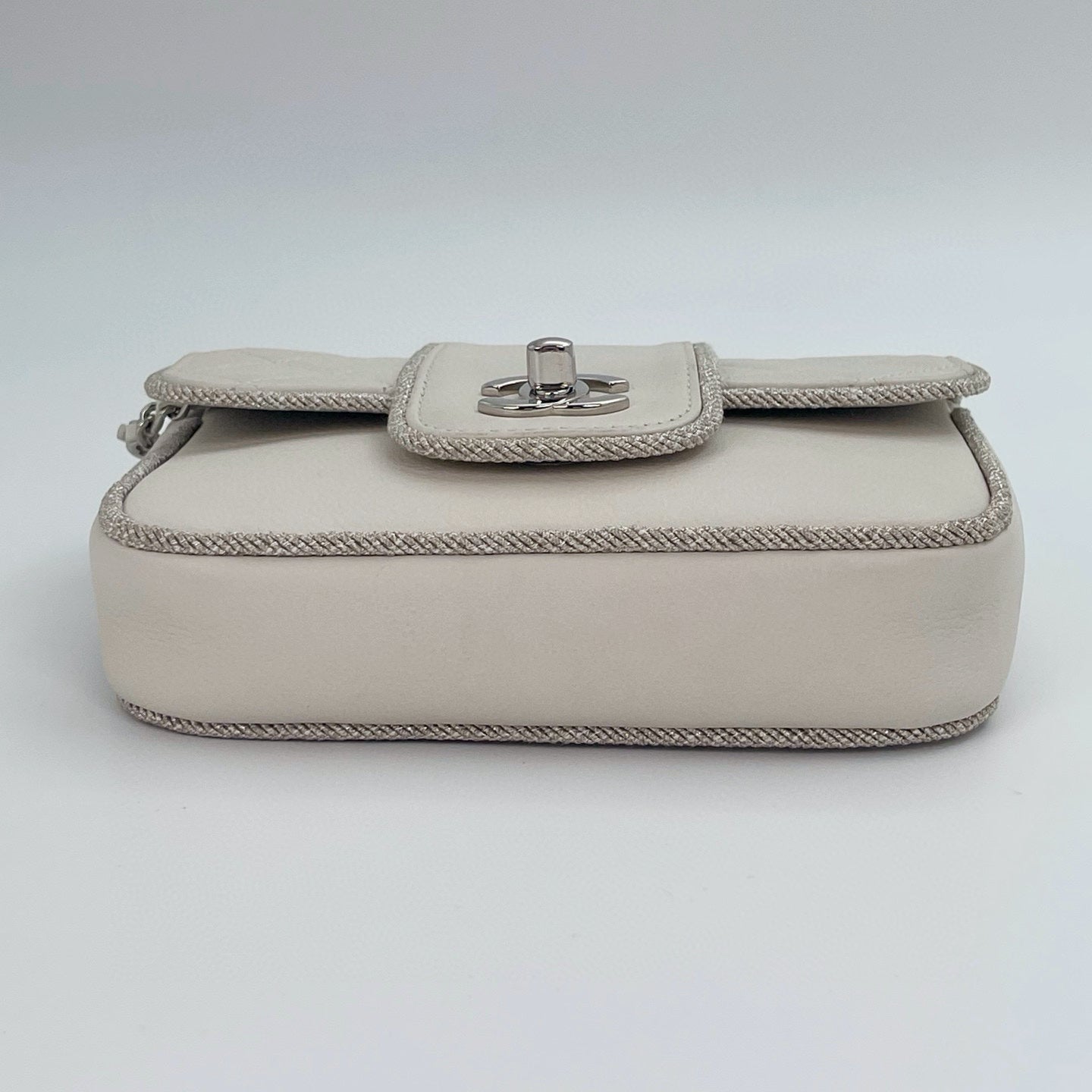 Chanel Matelassé Chain Shoulder Bag[Used]