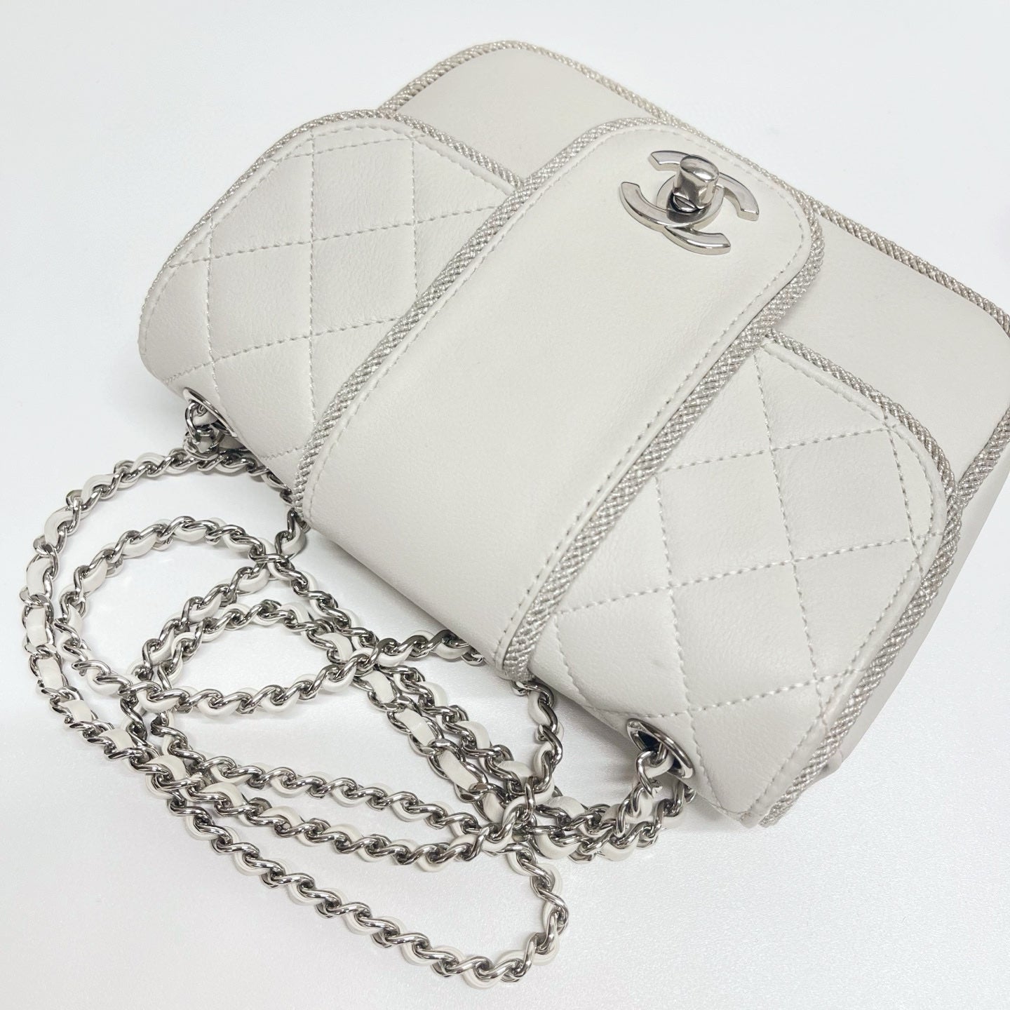 Chanel Matelassé Chain Shoulder Bag[Used]