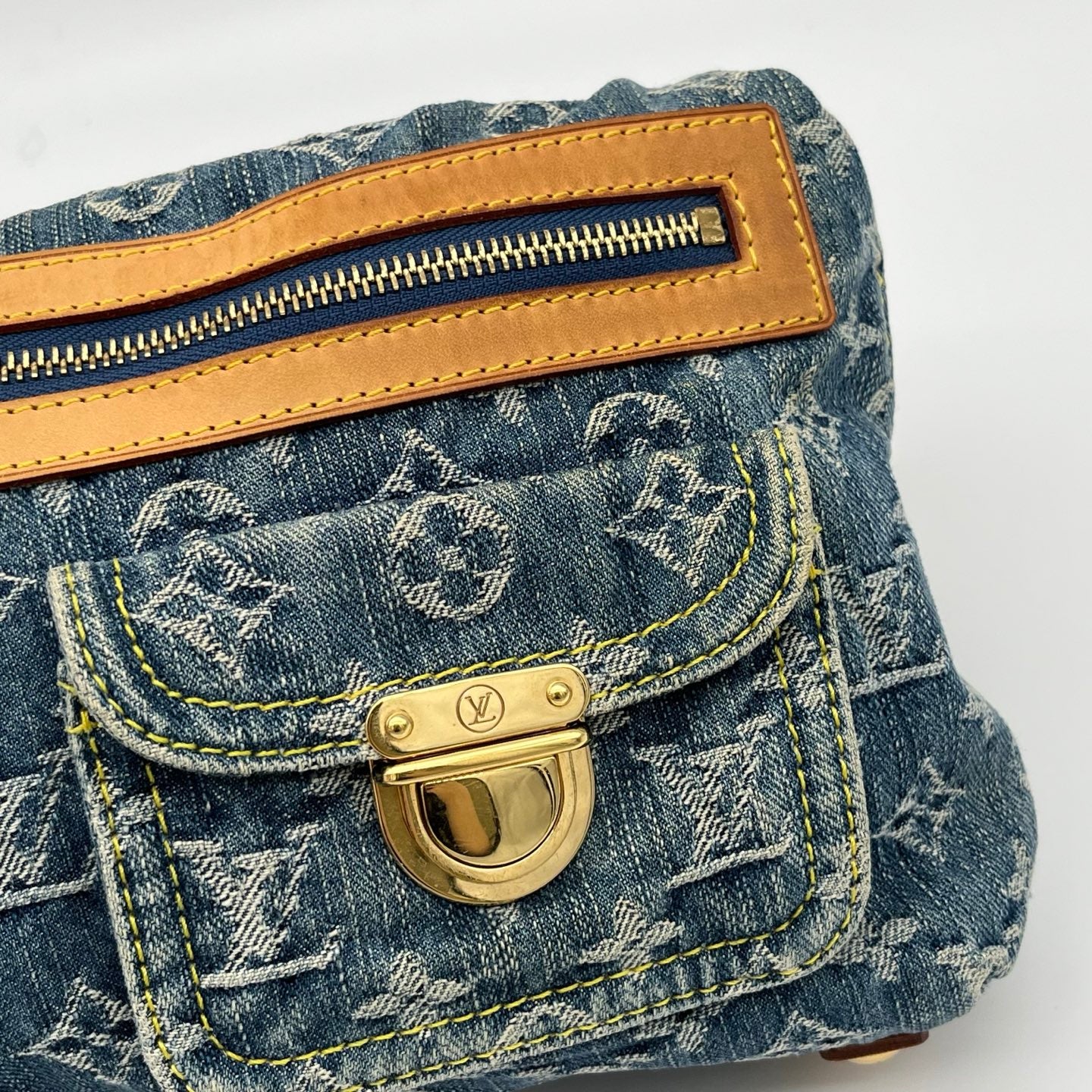 Louis Vuitton Blue Denim Manhattan Shoulder Bag [Used]