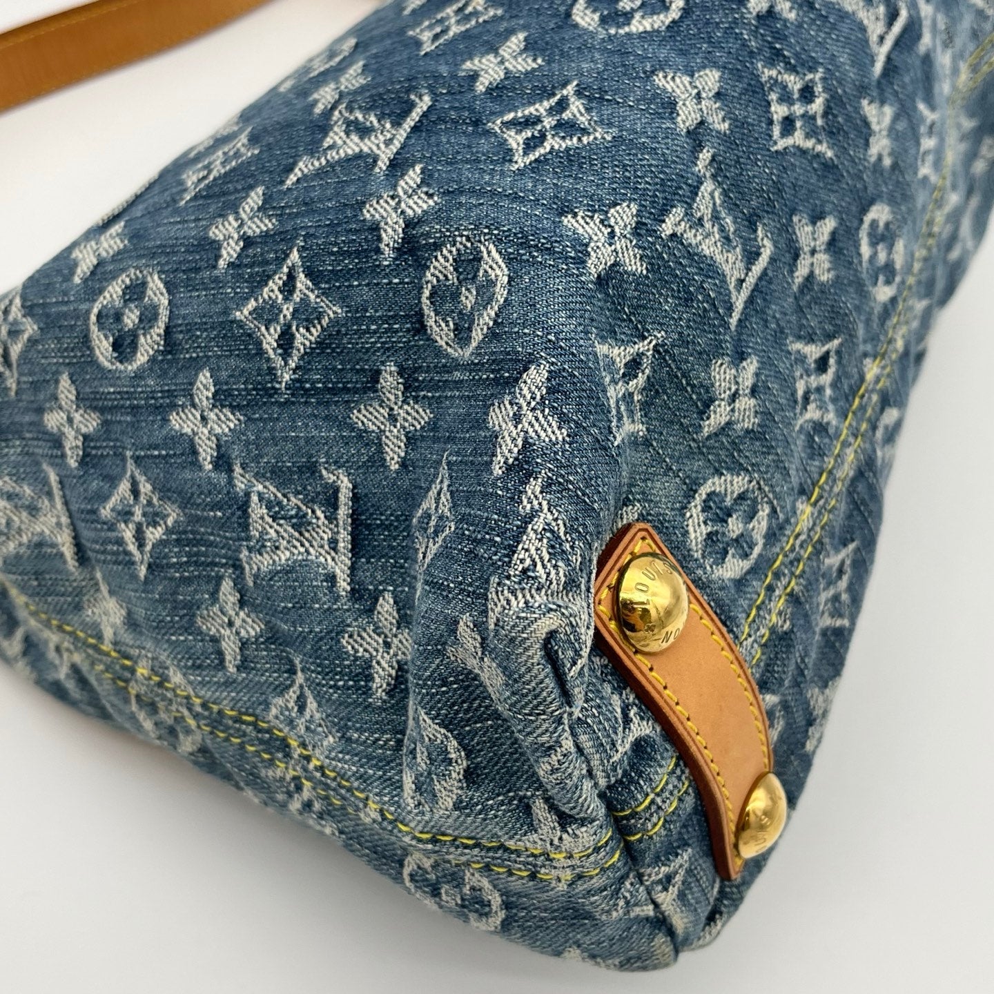 Louis Vuitton Blue Denim Manhattan Shoulder Bag [Used]