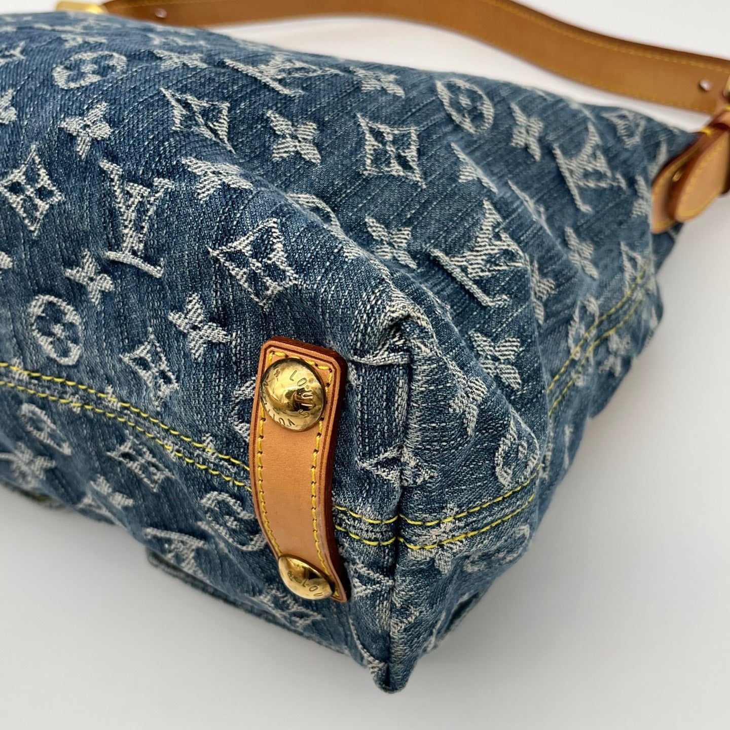 Louis Vuitton Blue Denim Manhattan Shoulder Bag [Used]