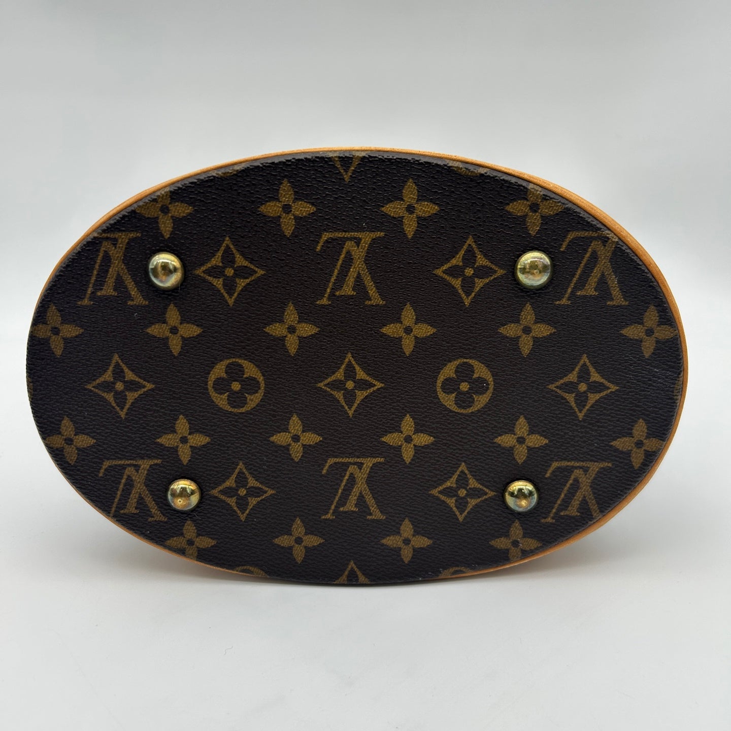 Louis Vuitton Classic Leather Bucket Tote Bag [Used]