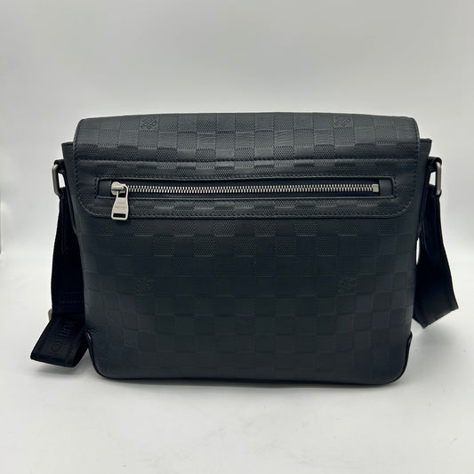 Louis Vuitton Black Damier Infini Leather Messenger Bag [Used]