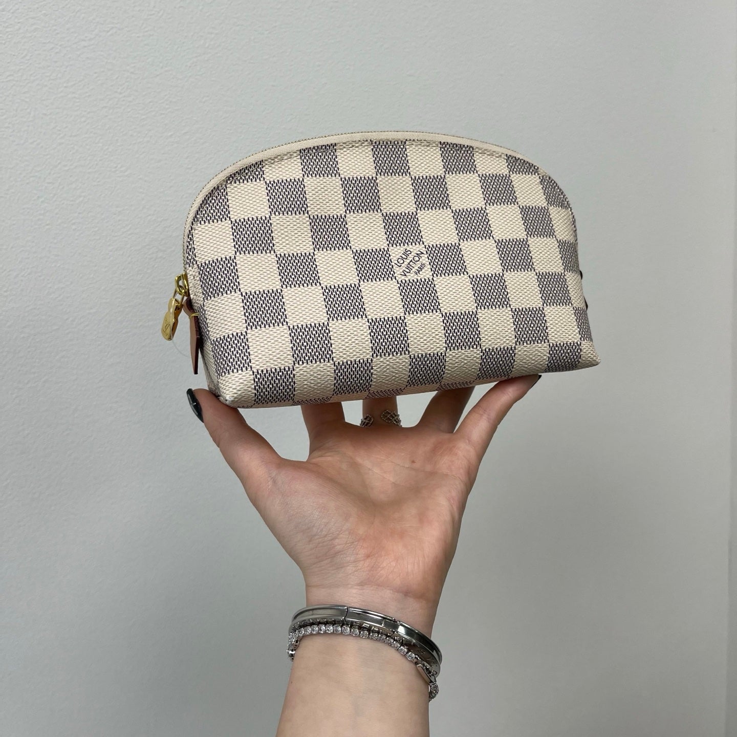 Louis Vuitton White Damier Canvas Clutch Pouch [Used]
