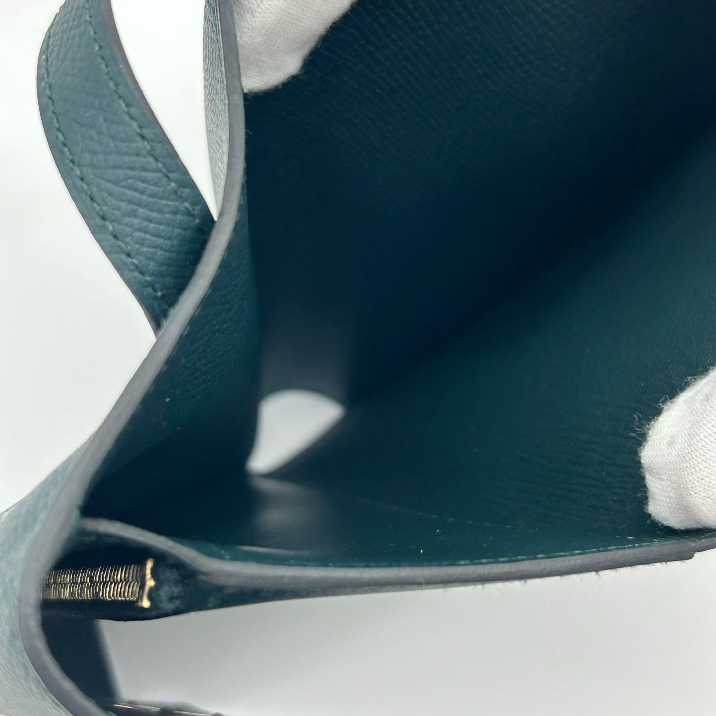 Hermès Dark Green Béarn Short Wallet with Gold Hardware [Used]