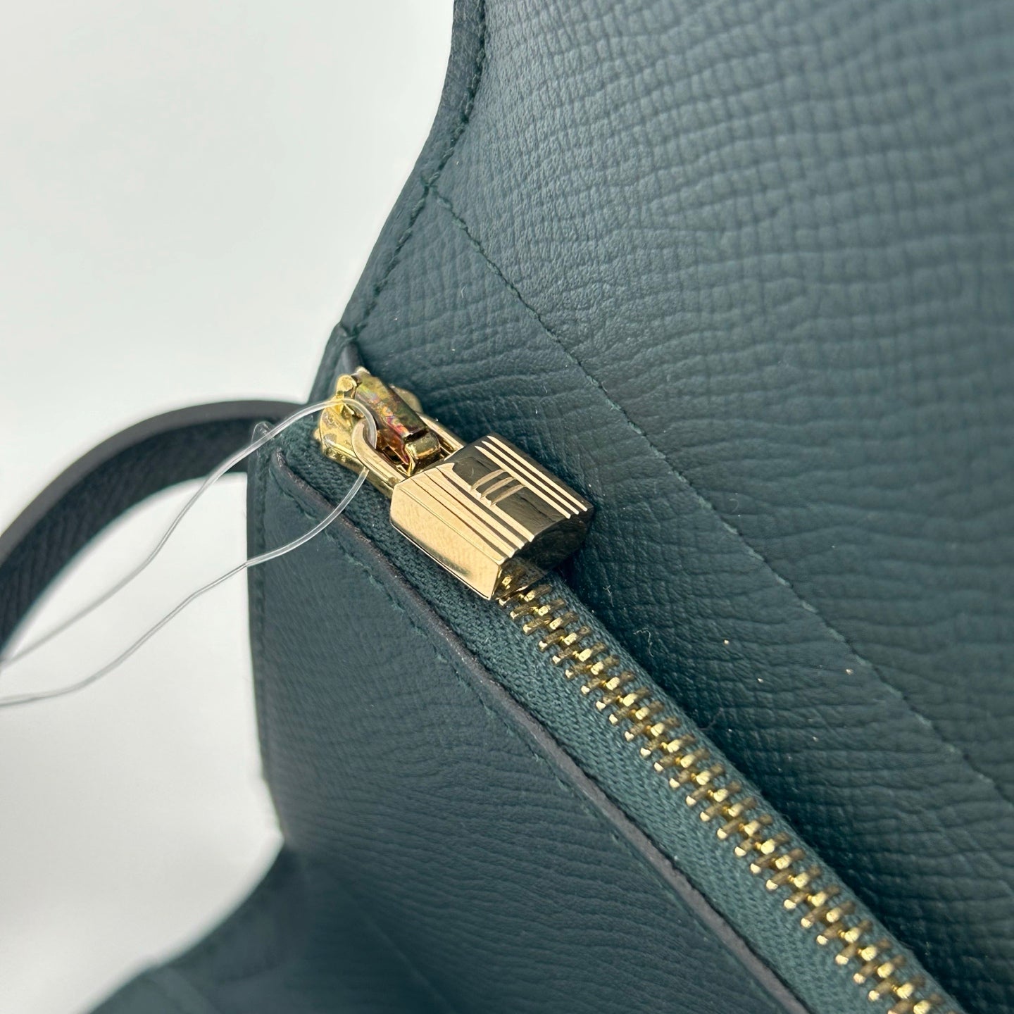 Hermès Dark Green Béarn Short Wallet with Gold Hardware [Used]