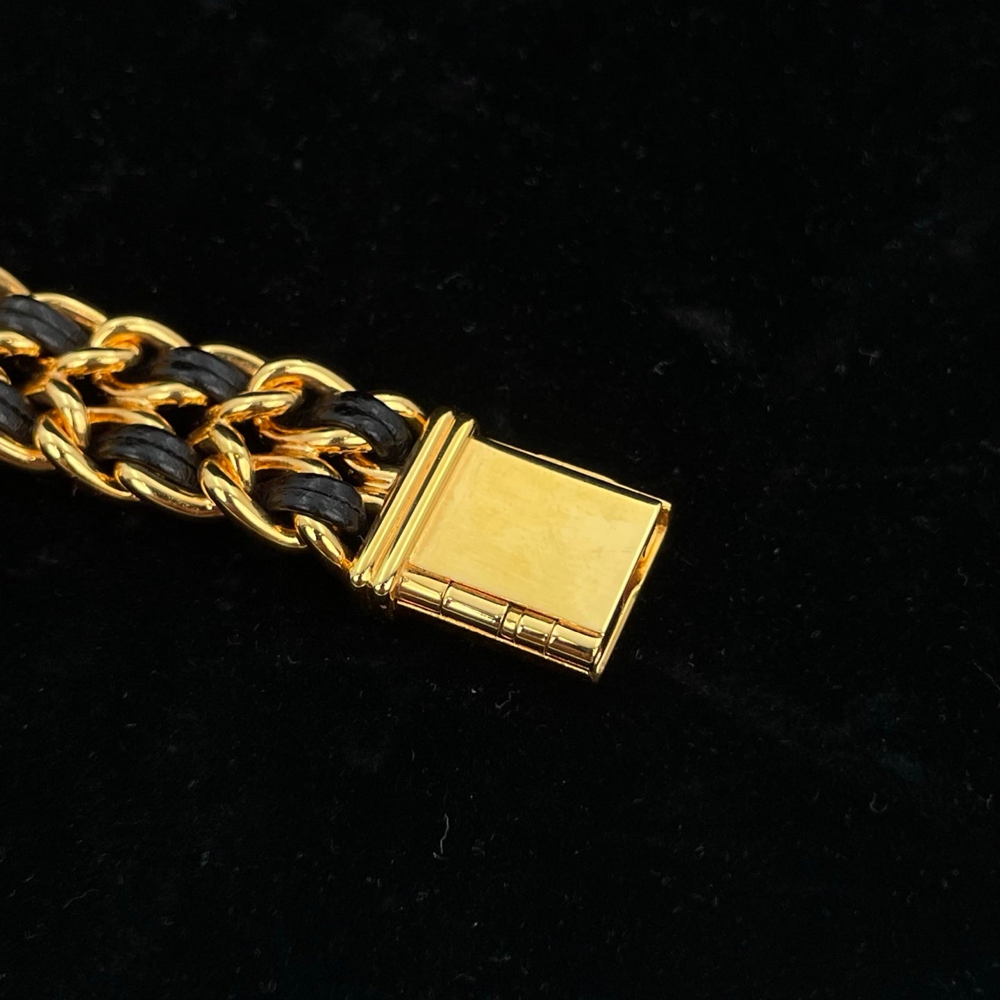 Chanel Première Black and Gold M Size Watch [Used]