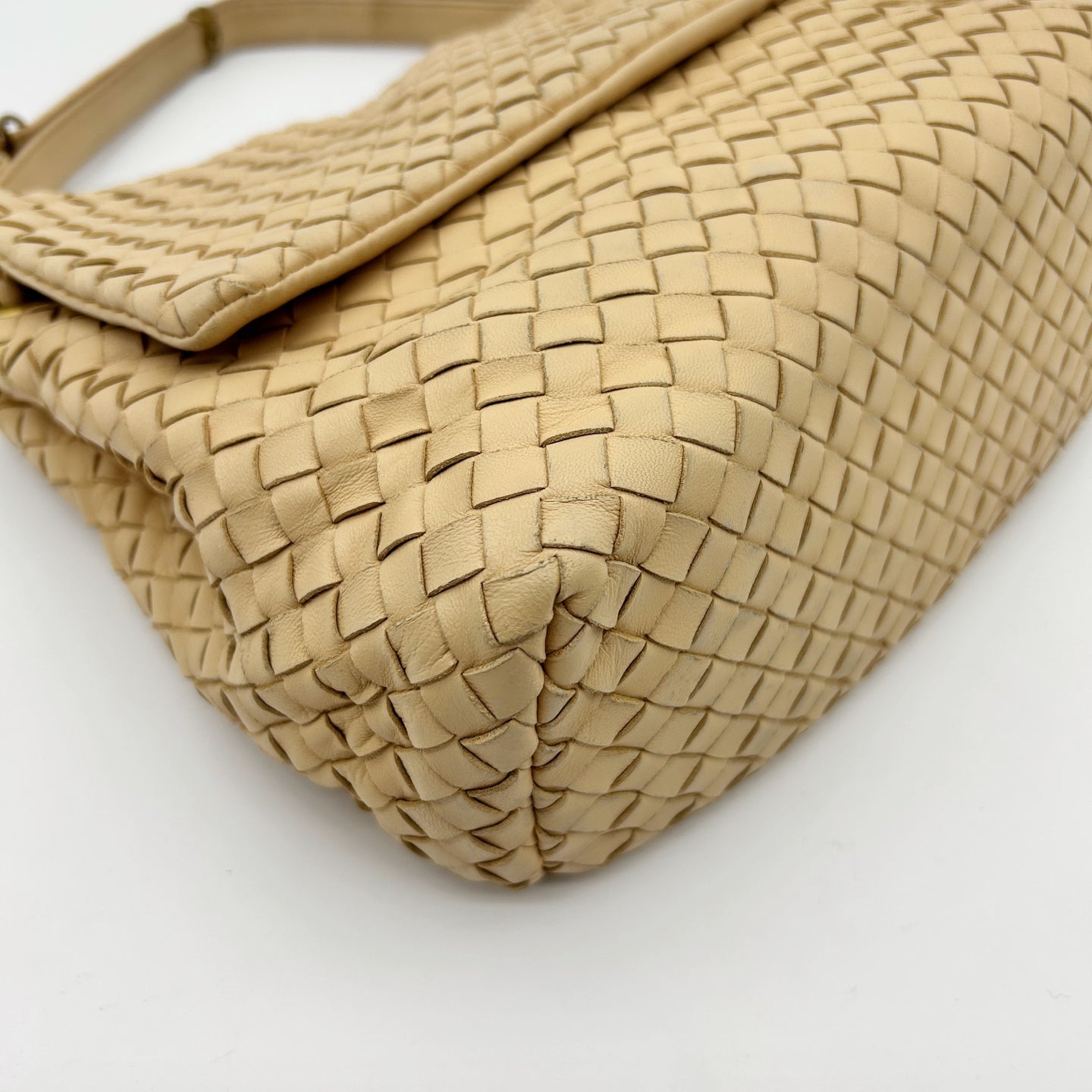 Bottega Veneta Beige Intrecciato Nappa Leather Flap Shoulder Bag [Used]