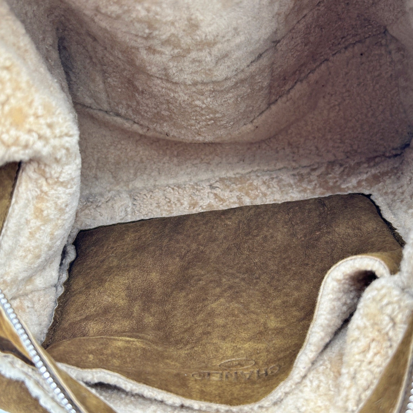 Chanel Brown Shearling Quilted Shoulder Bag [Used]