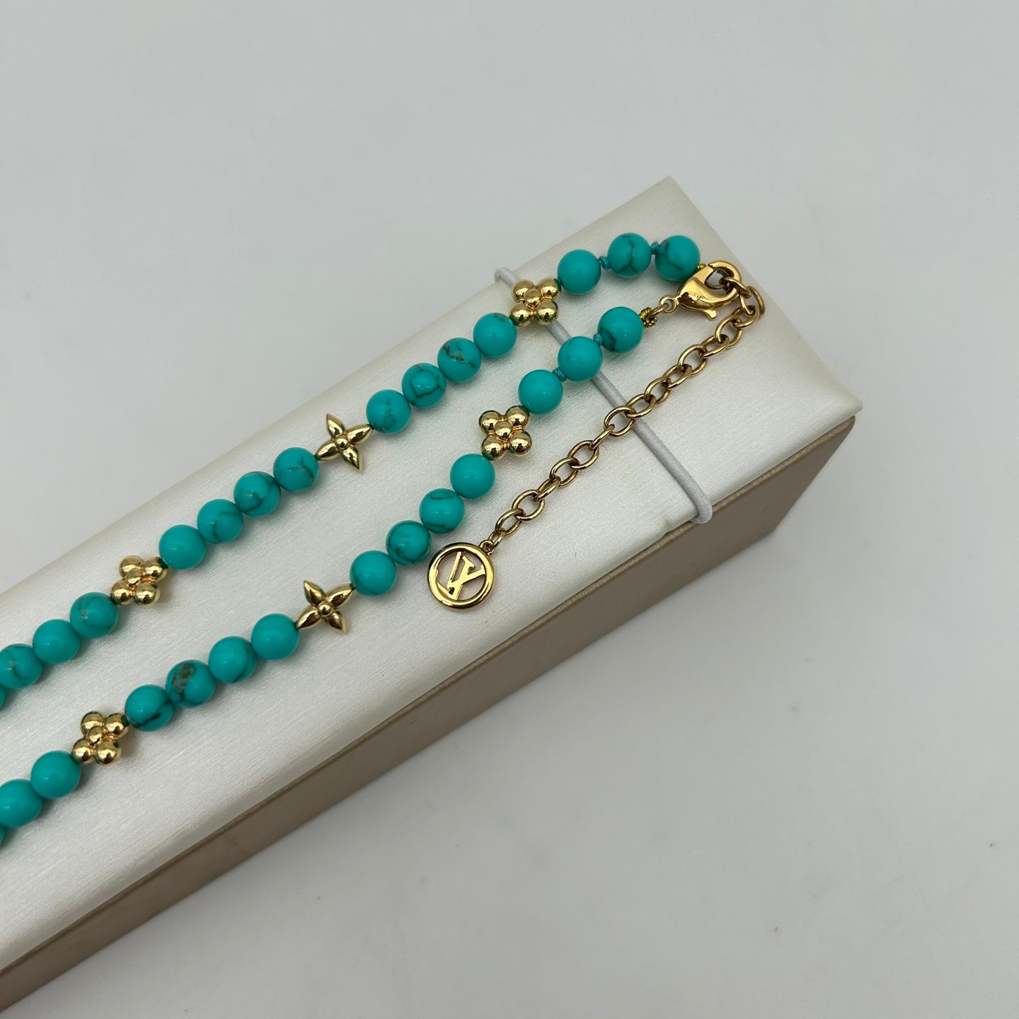Louis Vuitton 2024 Turquoise Necklace [Used]