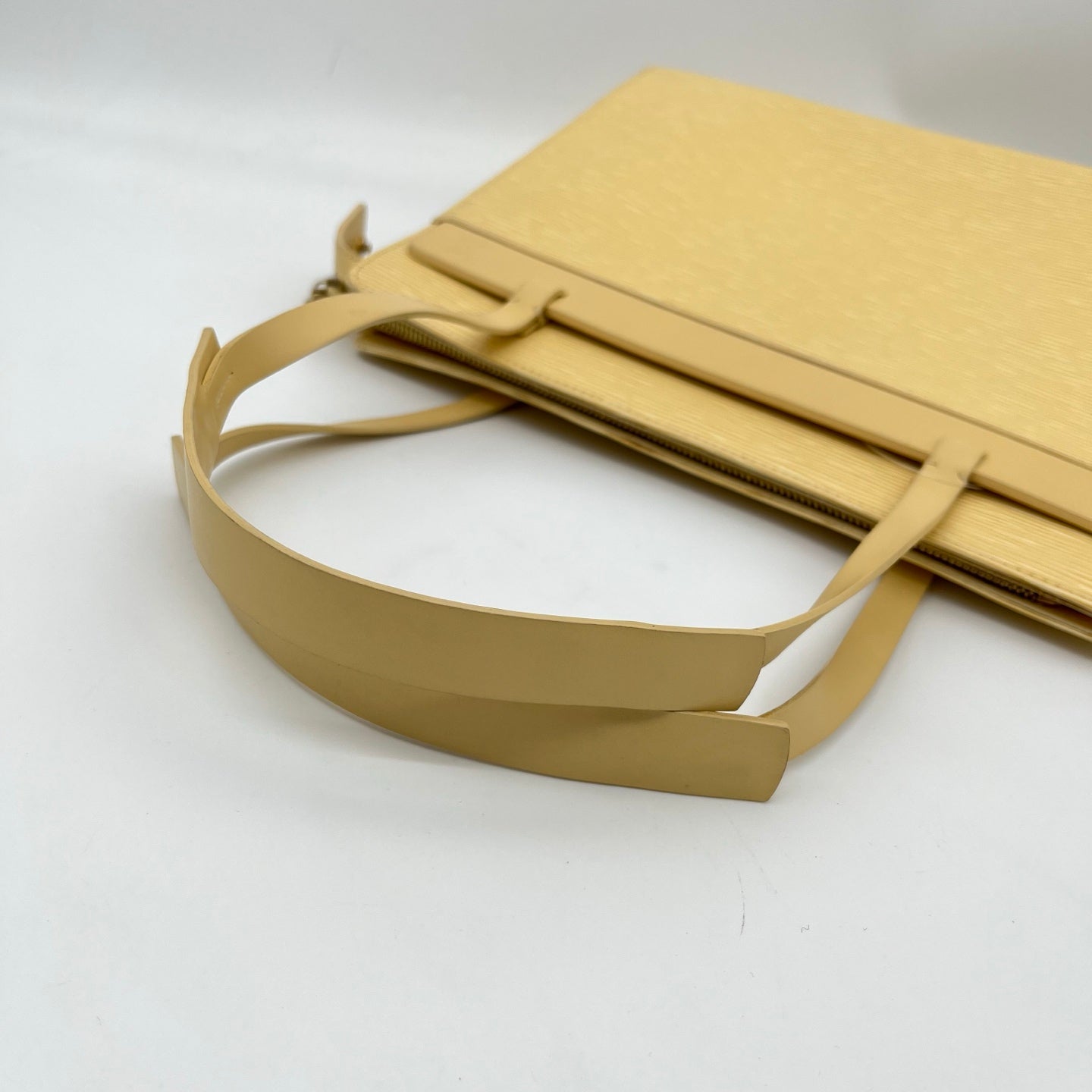 Louis Vuitton Light Yellow Croisette PM Epi Leather Shoulder Tote Bag [Used]