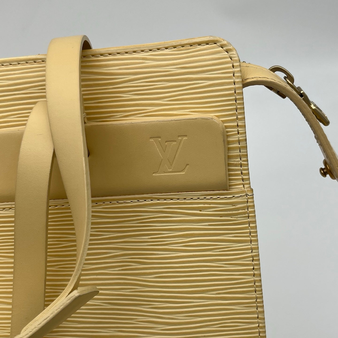 Louis Vuitton Light Yellow Croisette PM Epi Leather Shoulder Tote Bag [Used]