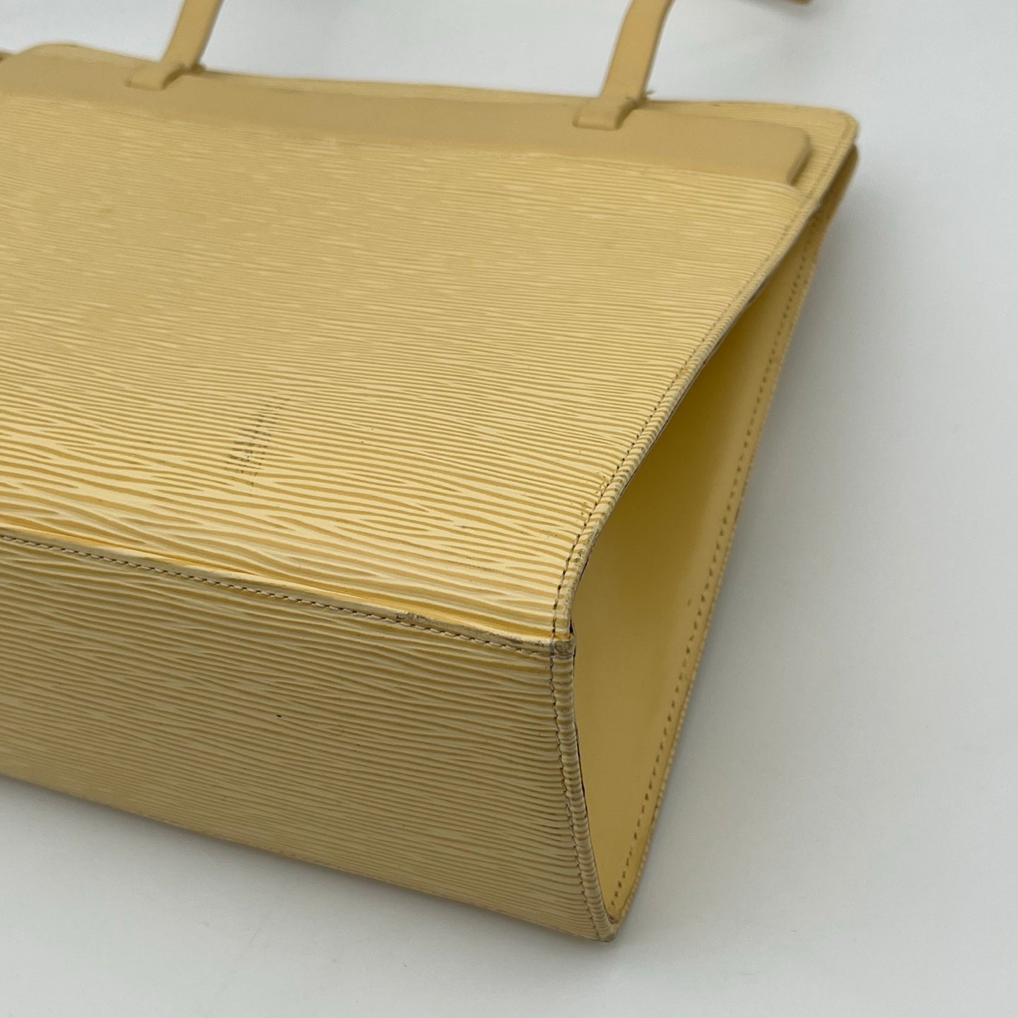 Louis Vuitton Light Yellow Croisette PM Epi Leather Shoulder Tote Bag [Used]