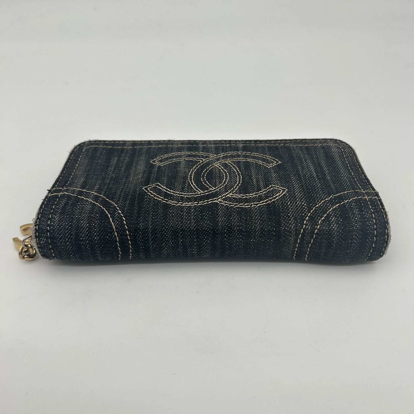 Chanel CC Logo Denim Zip Around Long Wallet Gold Charm [Used]