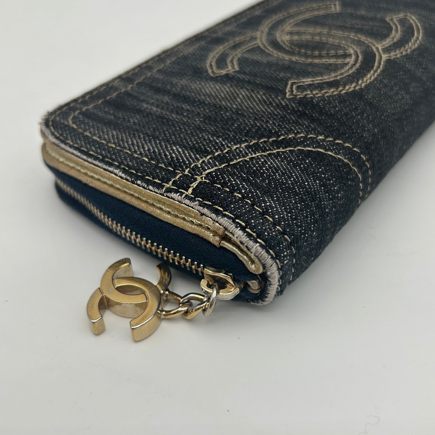 Chanel CC Logo Denim Zip Around Long Wallet Gold Charm [Used]