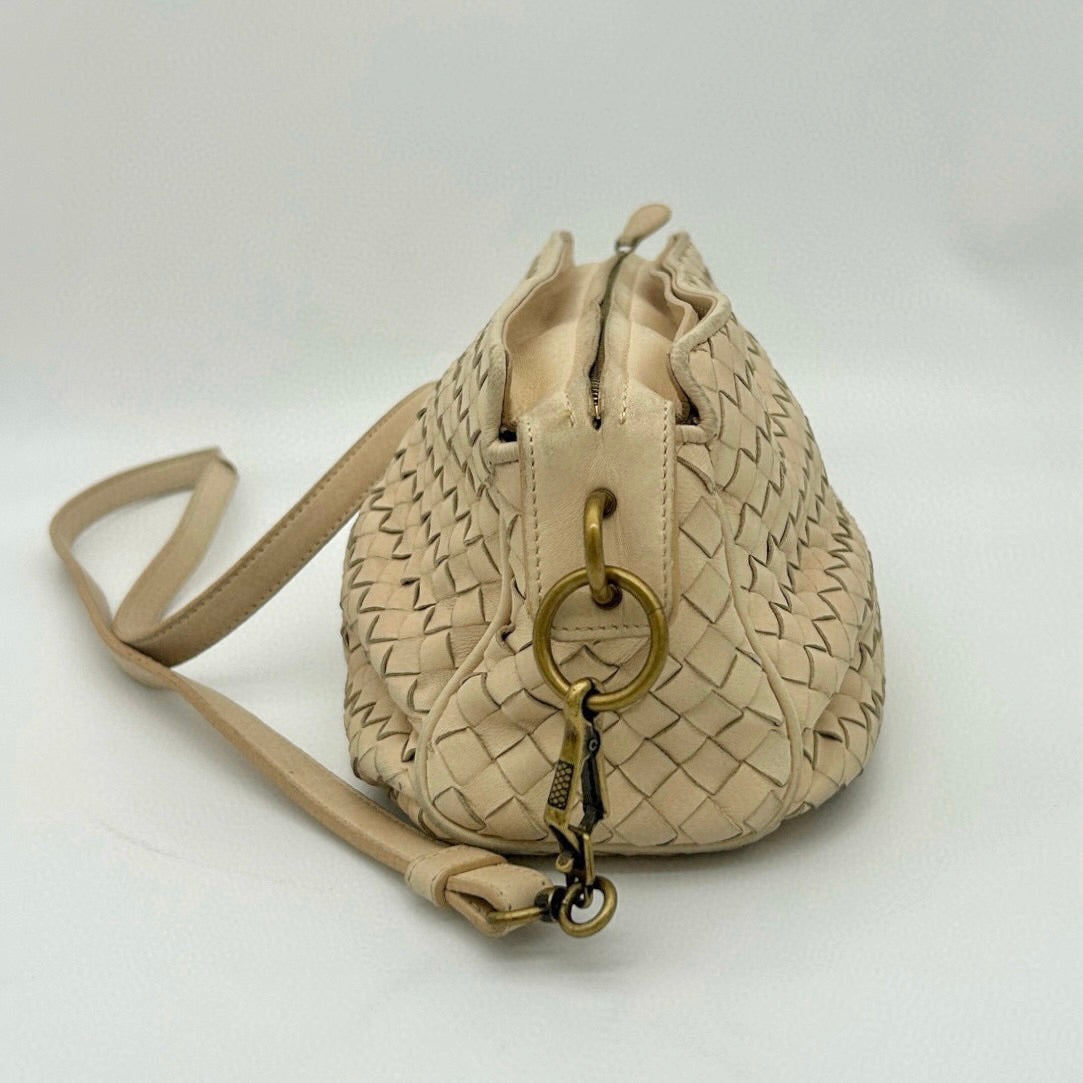 Bottega Veneta Beige Intrecciato Leather Shoulder Bag [Used]