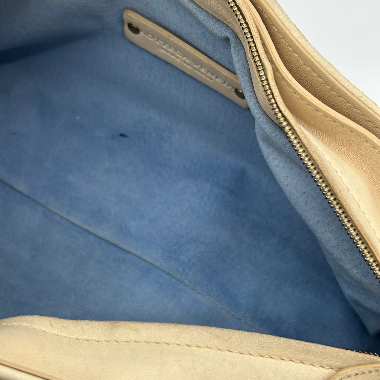 Bottega Veneta Beige Intrecciato Leather Shoulder Bag [Used]