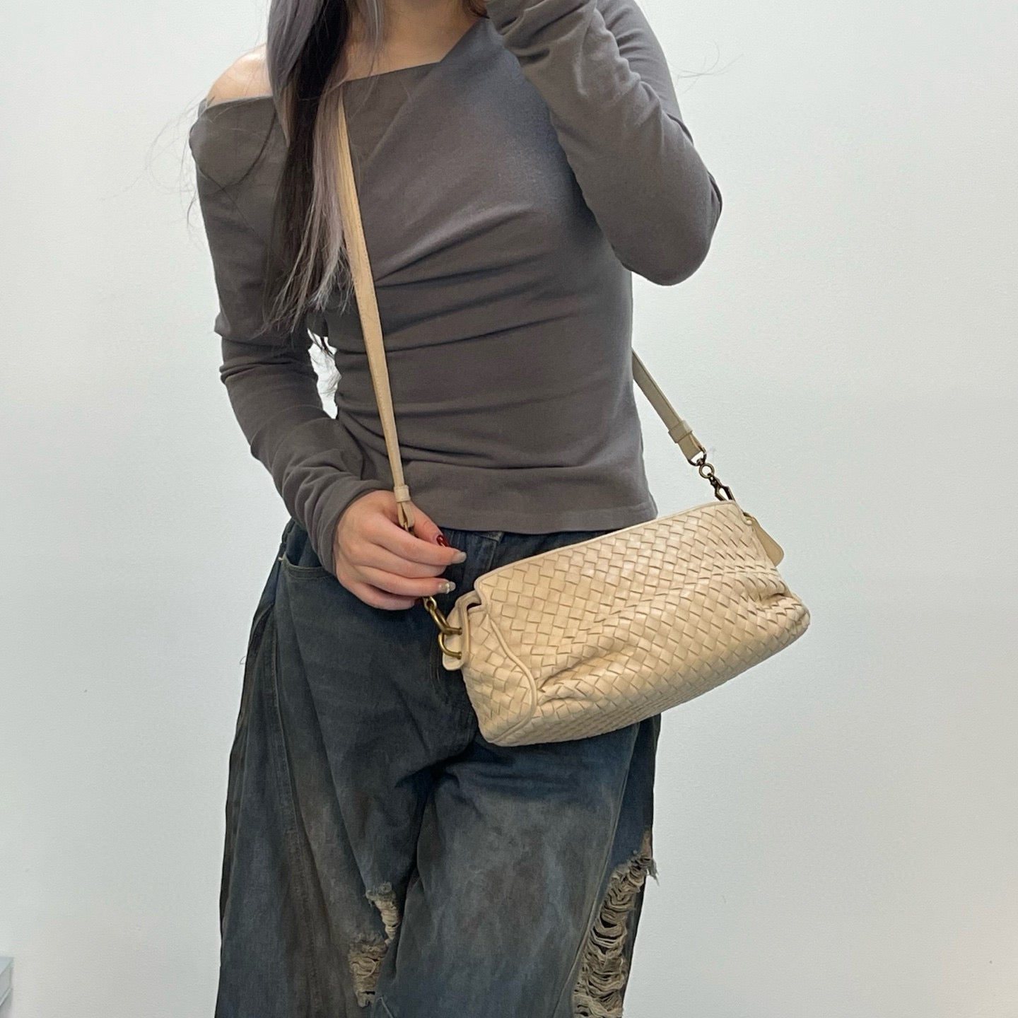 Bottega Veneta Beige Intrecciato Leather Shoulder Bag [Used]