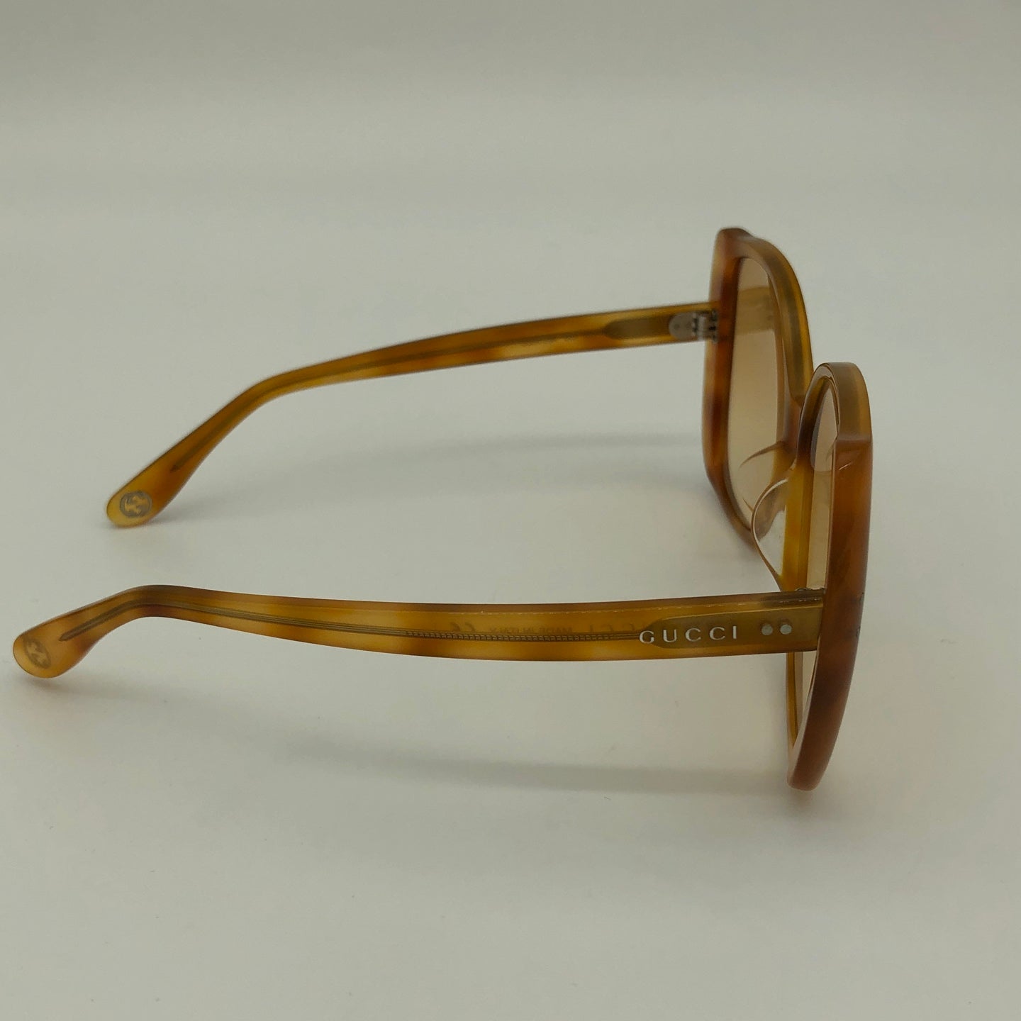 Gucci Light Brown Sunglasses with Case [Used]