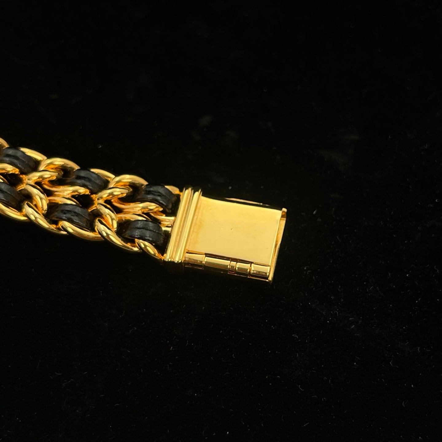 Chanel Première Black and Gold M Size Watch [Used]