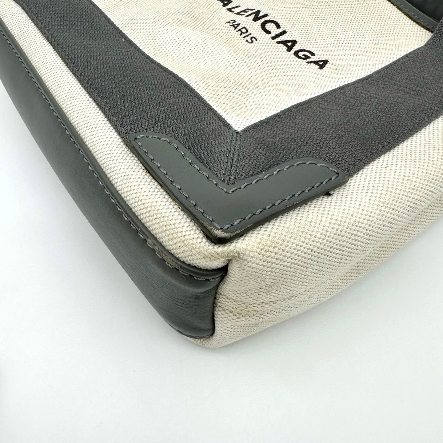 Balenciaga Cabas XS Canvas Tote Bag Gray / White with Pouch [Used]