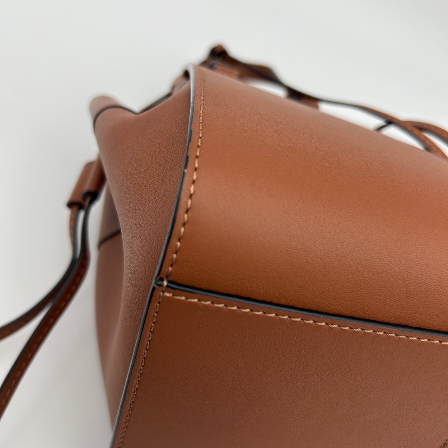 Loewe Hammock Mini Caramel Leather Shoulder Crossbody Bag [Used]