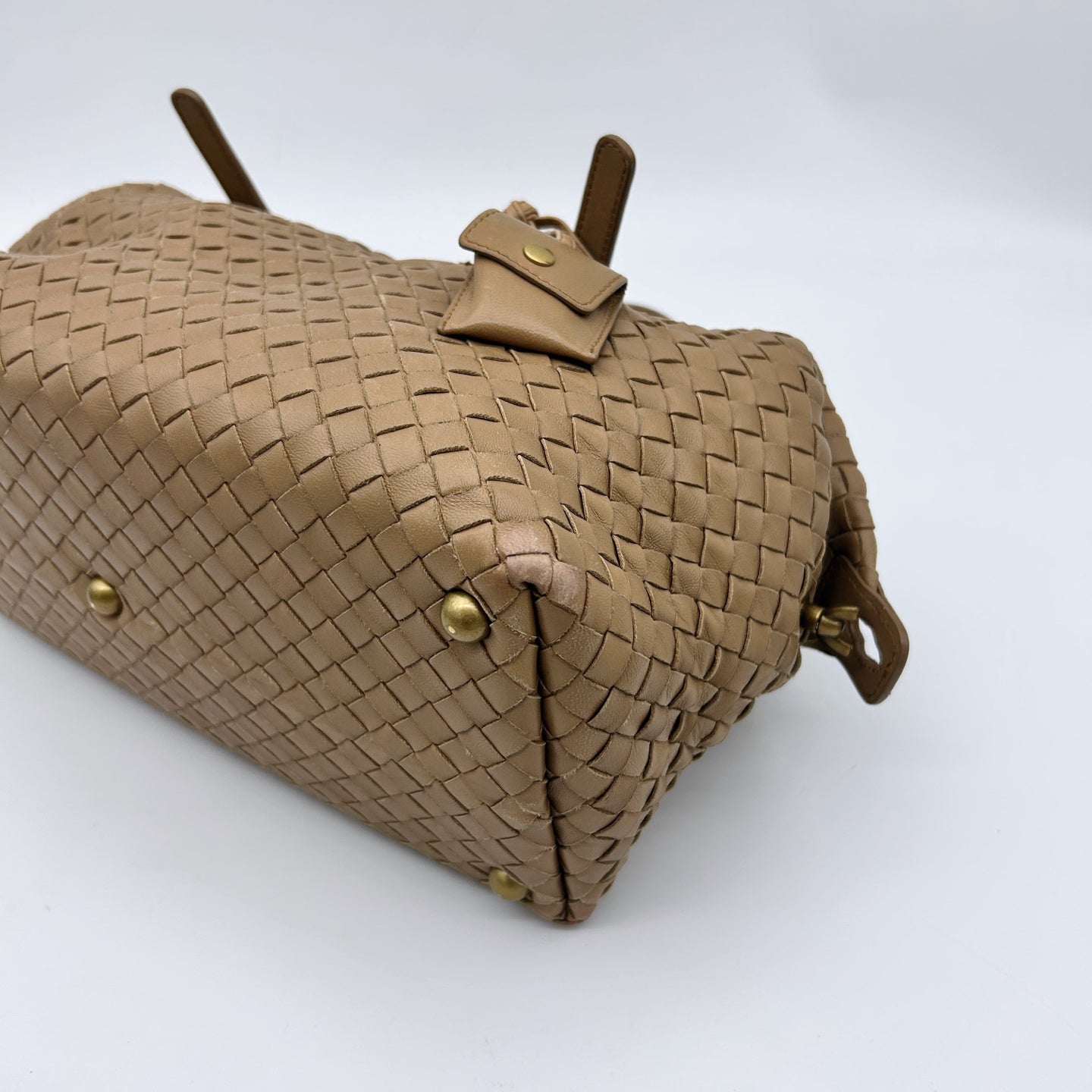 Bottega Veneta Beige Intrecciato Small Boston Top Handle Bag [Used]