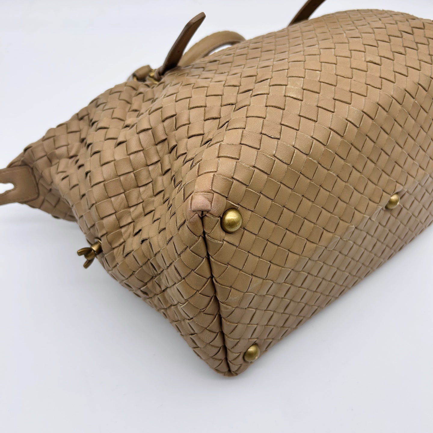 Bottega Veneta Beige Intrecciato Small Boston Top Handle Bag [Used]