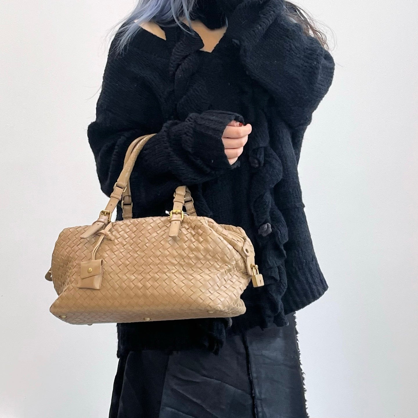 Bottega Veneta Beige Intrecciato Small Boston Top Handle Bag [Used]