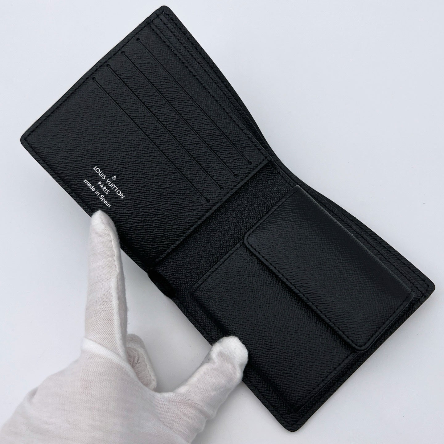 Louis Vuitton Damier Graphite Bi-Fold Wallet 11 cm [Unused]