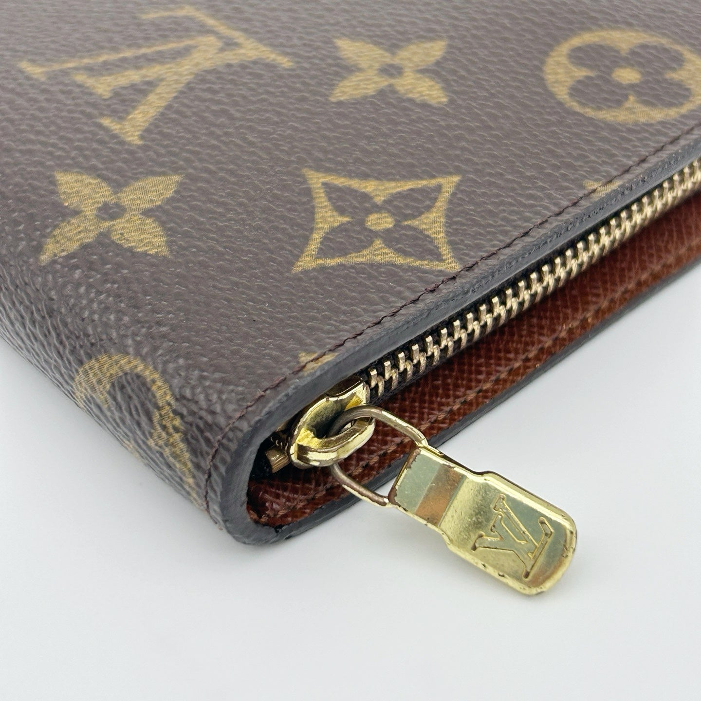 Louis Vuitton Monogram Zippy Long Wallet [Used]