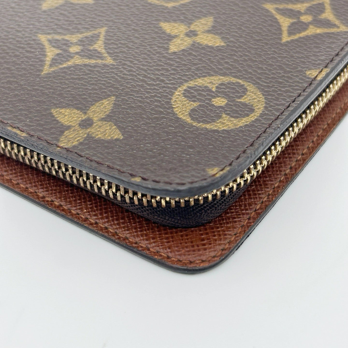 Louis Vuitton Monogram Zippy Long Wallet [Used]