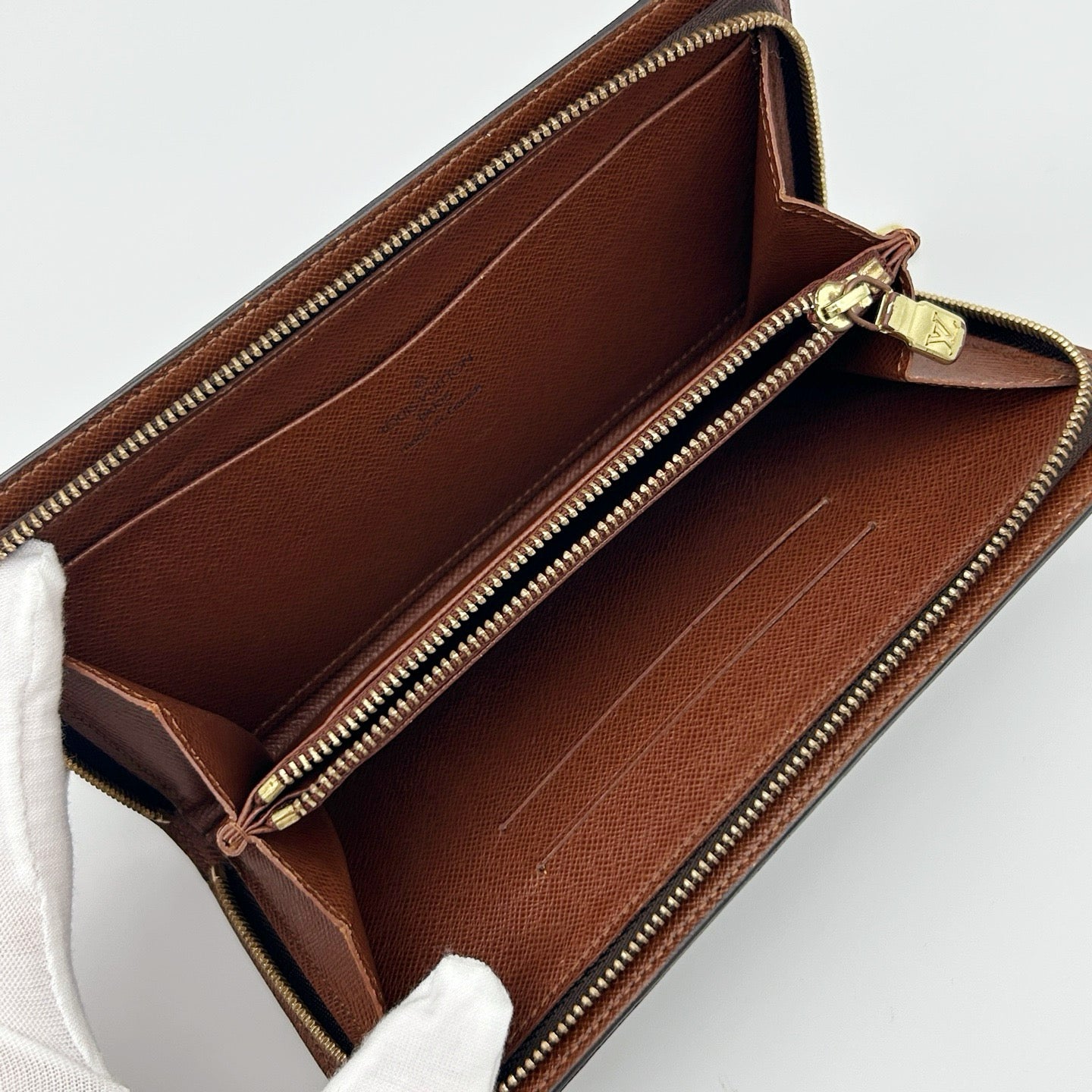 Louis Vuitton Monogram Zippy Long Wallet [Used]