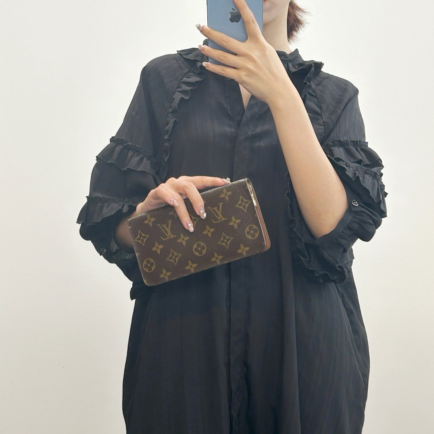 Louis Vuitton Monogram Zippy Long Wallet [Used]