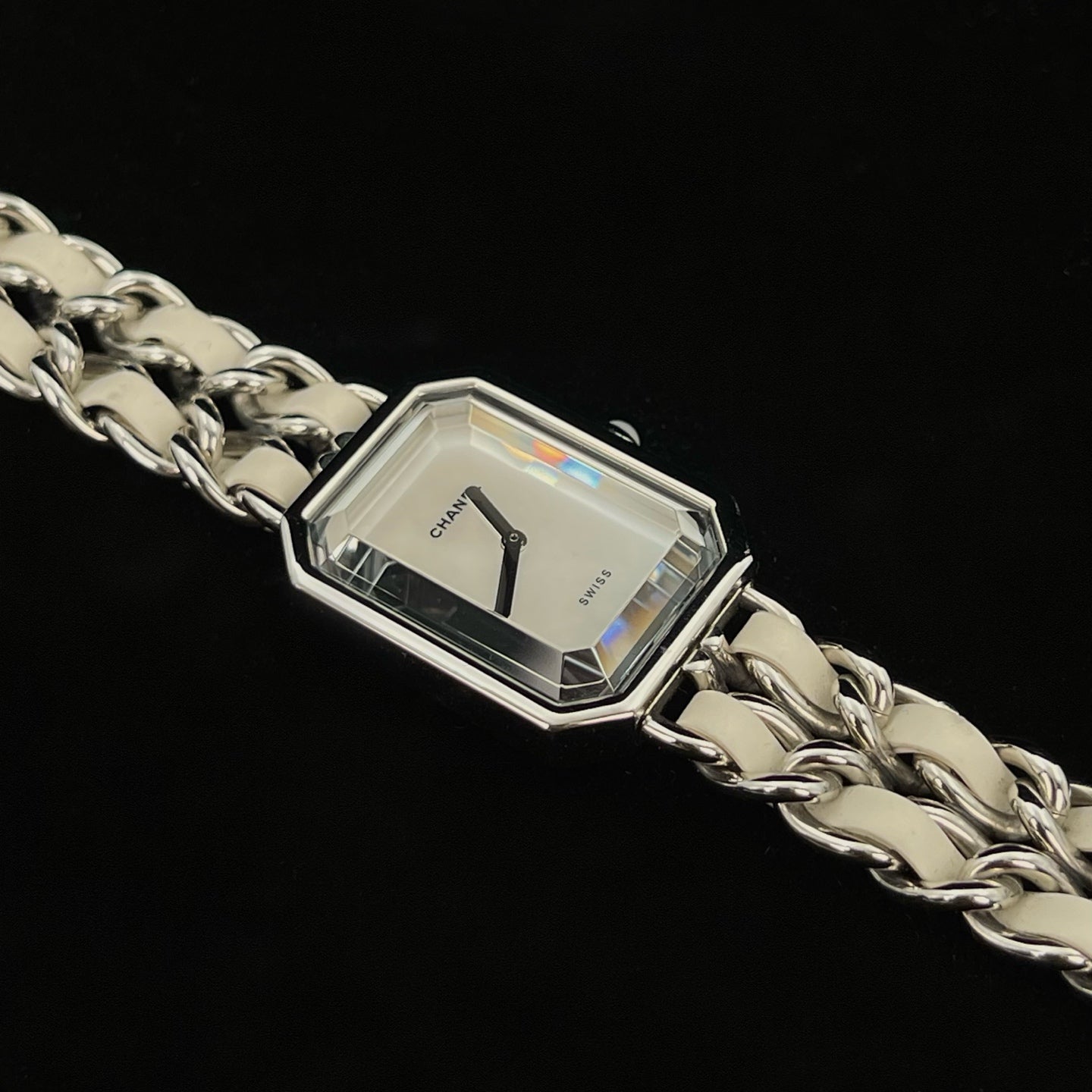 Chanel Première Mother-of-Pearl Dial M Size Watch [Used]