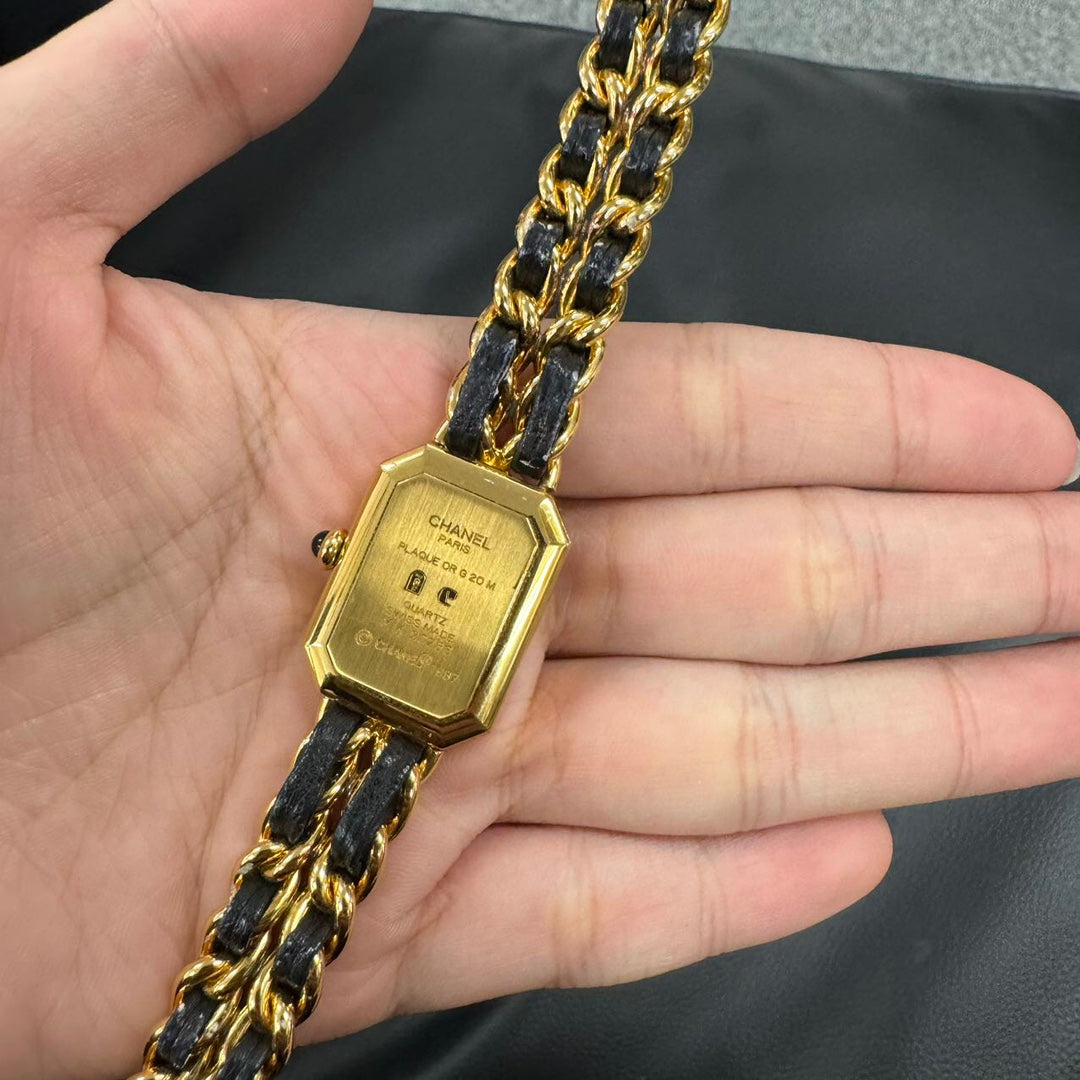 Chanel Première Black Dial Gold Chain Watch M Size [Used]