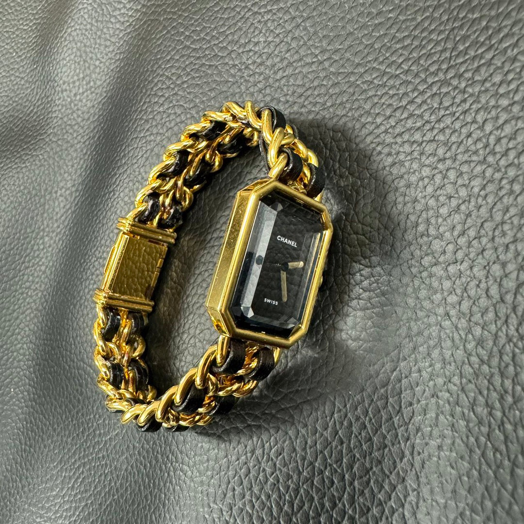 Chanel Première Black Dial Gold Chain Watch M Size [Used]