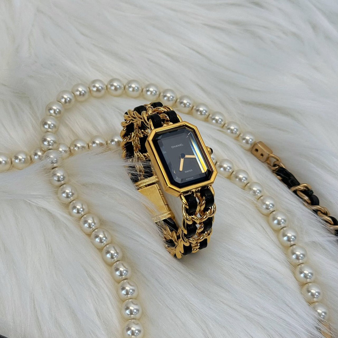 Chanel Première Black Dial Gold Chain Watch M Size [Used]