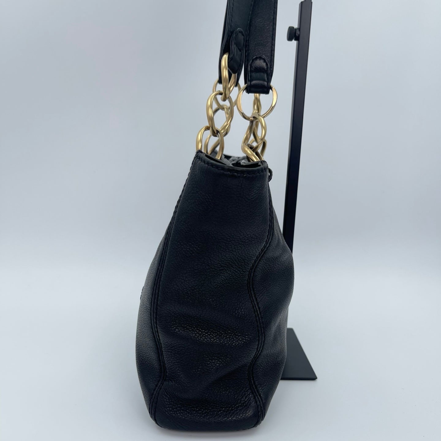 Chanel CC Logo Black Leather Chain Tote Bag Gold Hardware [Used]