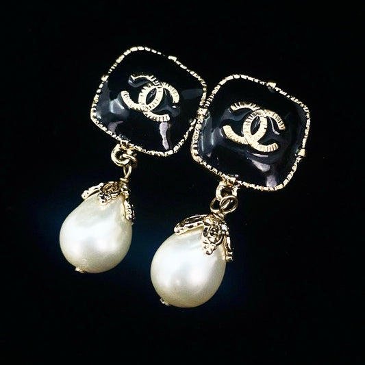 Chanel CC Black Enamel Pearl Drop Clip-On Earrings Gold-Tone [Used]