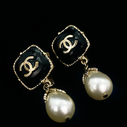 Chanel CC Black Enamel Pearl Drop Clip-On Earrings Gold-Tone [Used]