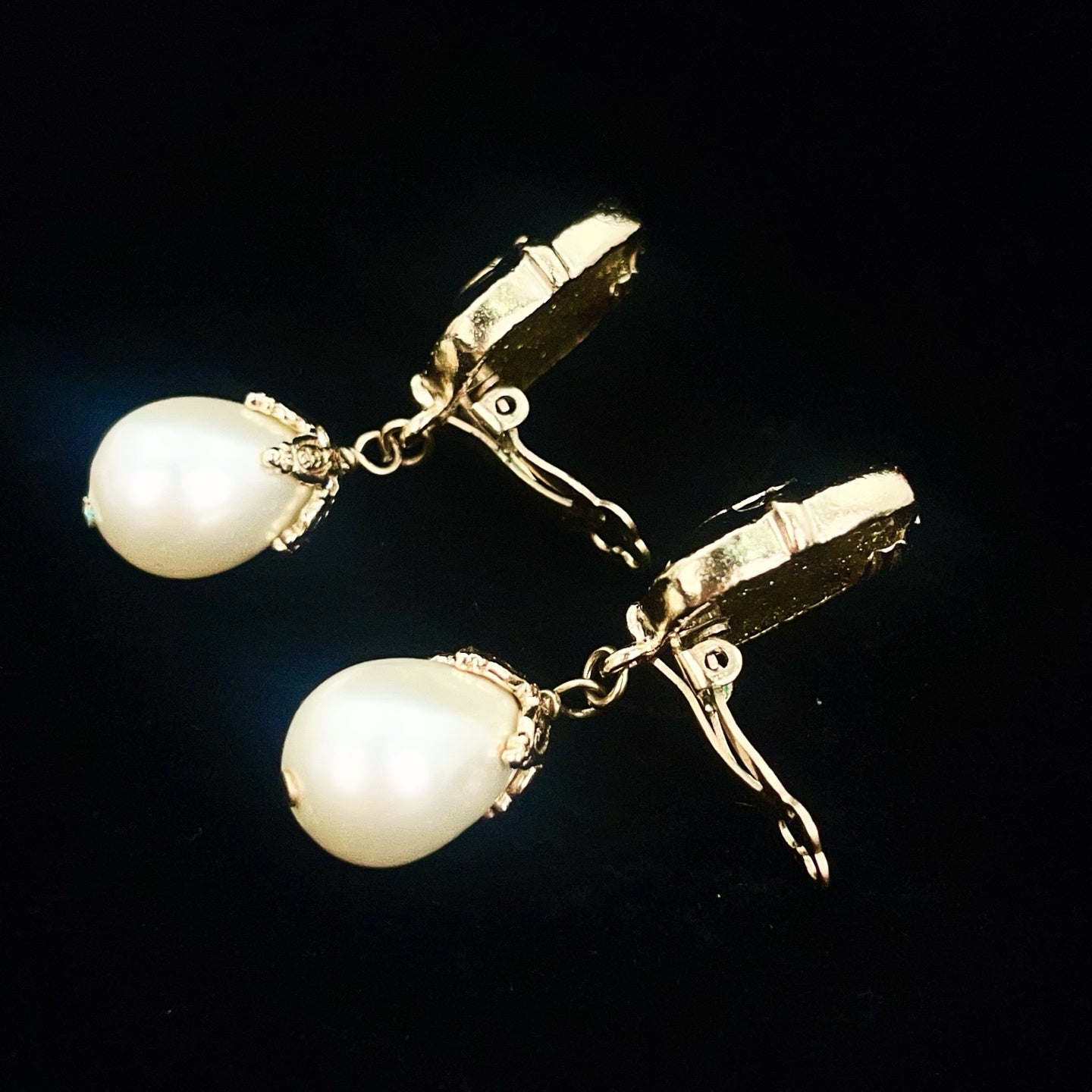 Chanel CC Black Enamel Pearl Drop Clip-On Earrings Gold-Tone [Used]