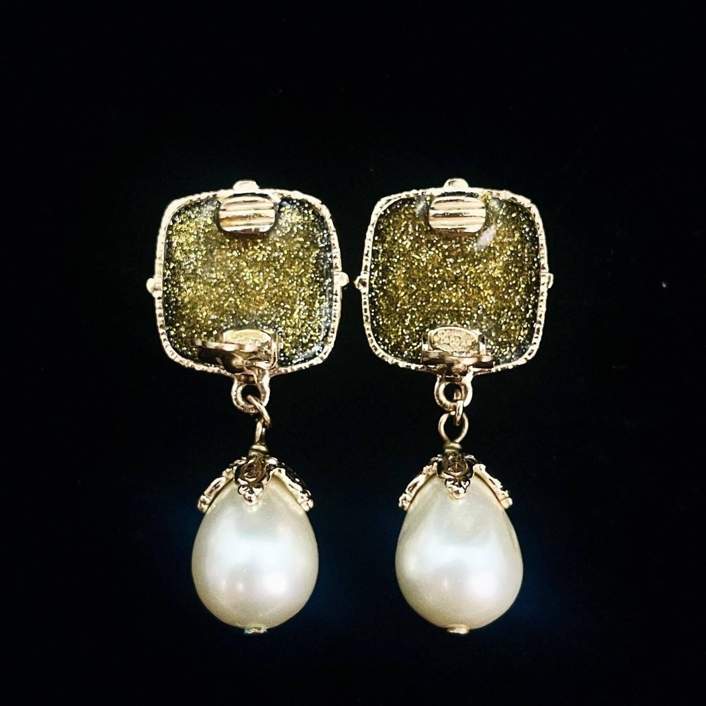 Chanel CC Black Enamel Pearl Drop Clip-On Earrings Gold-Tone [Used]