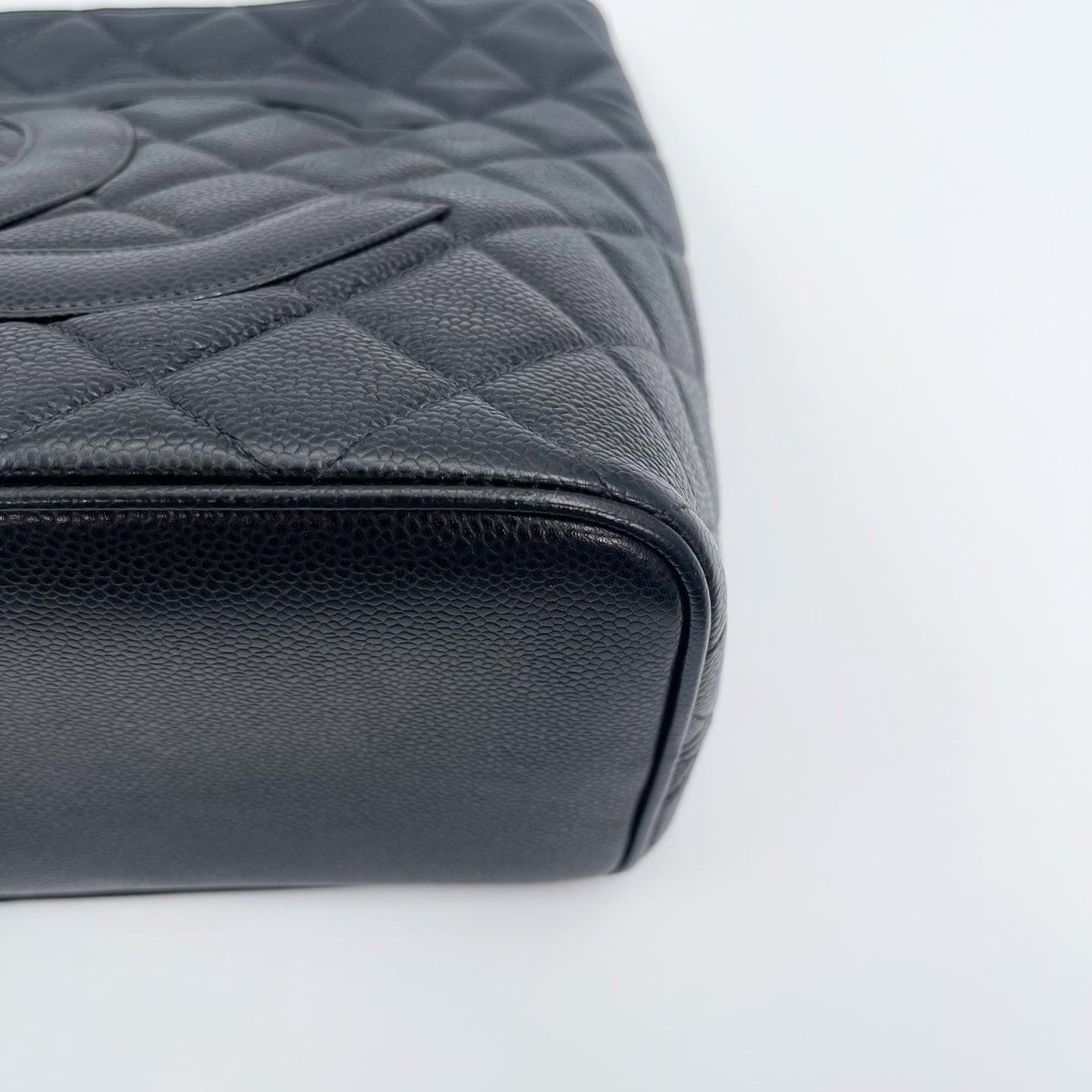 Chanel CC Black Caviar Leather “Hilton” Tote Bag Gold-Tone  [Used]