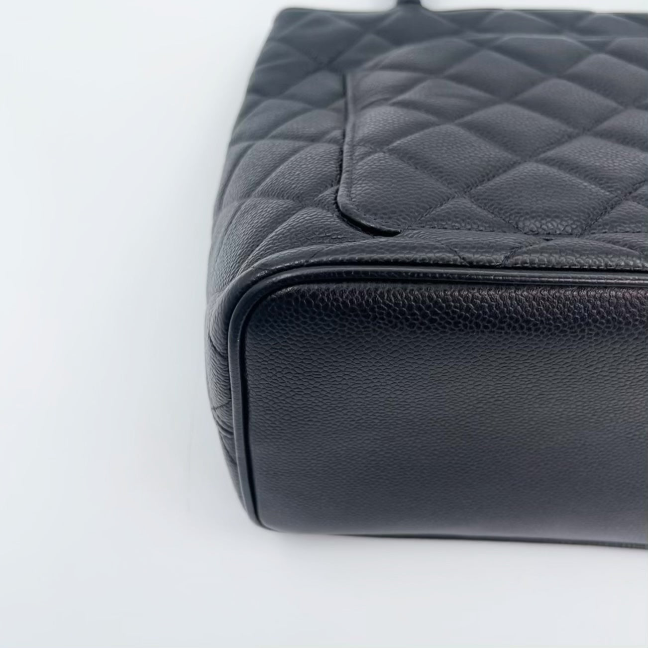 Chanel CC Black Caviar Leather “Hilton” Tote Bag Gold-Tone  [Used]