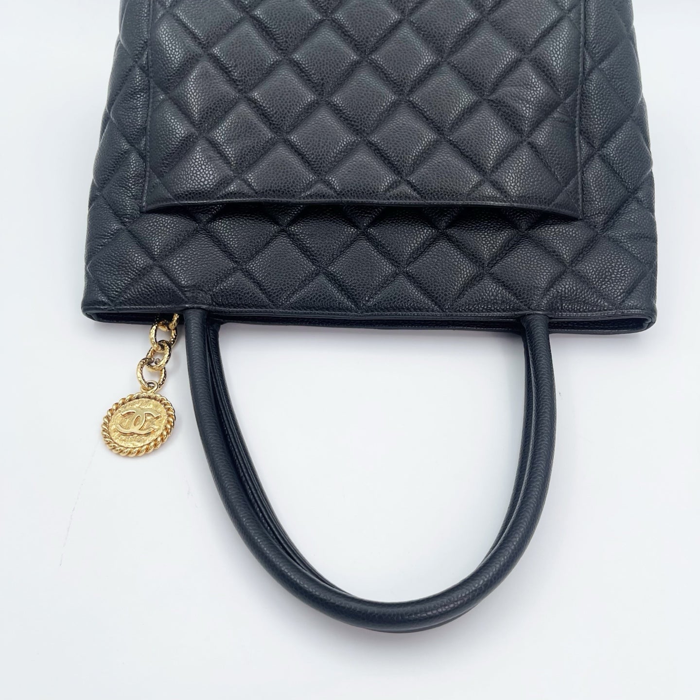 Chanel CC Black Caviar Leather “Hilton” Tote Bag Gold-Tone  [Used]