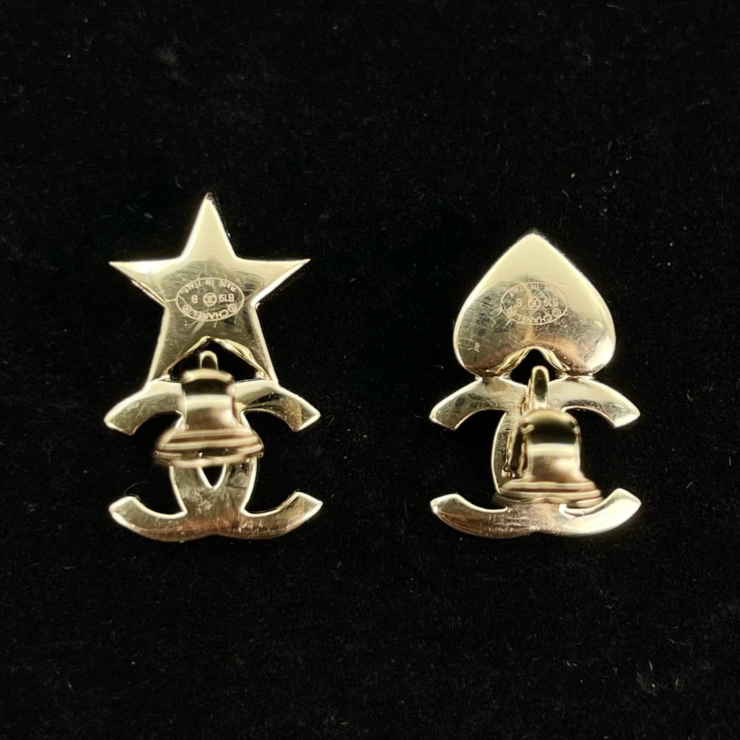 Chanel CC Gold Heart Star Pearl Crystal Clip-On Earrings B19B [Used]