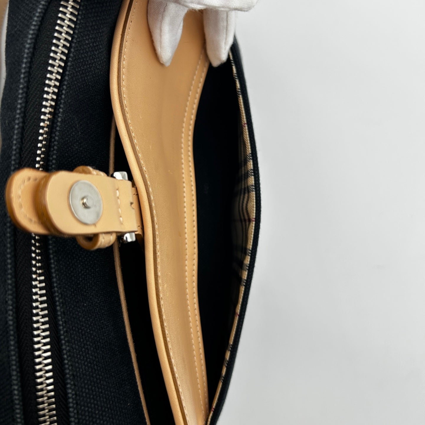Burberry Black Beige Canvas Leather Camera Bag [Used]